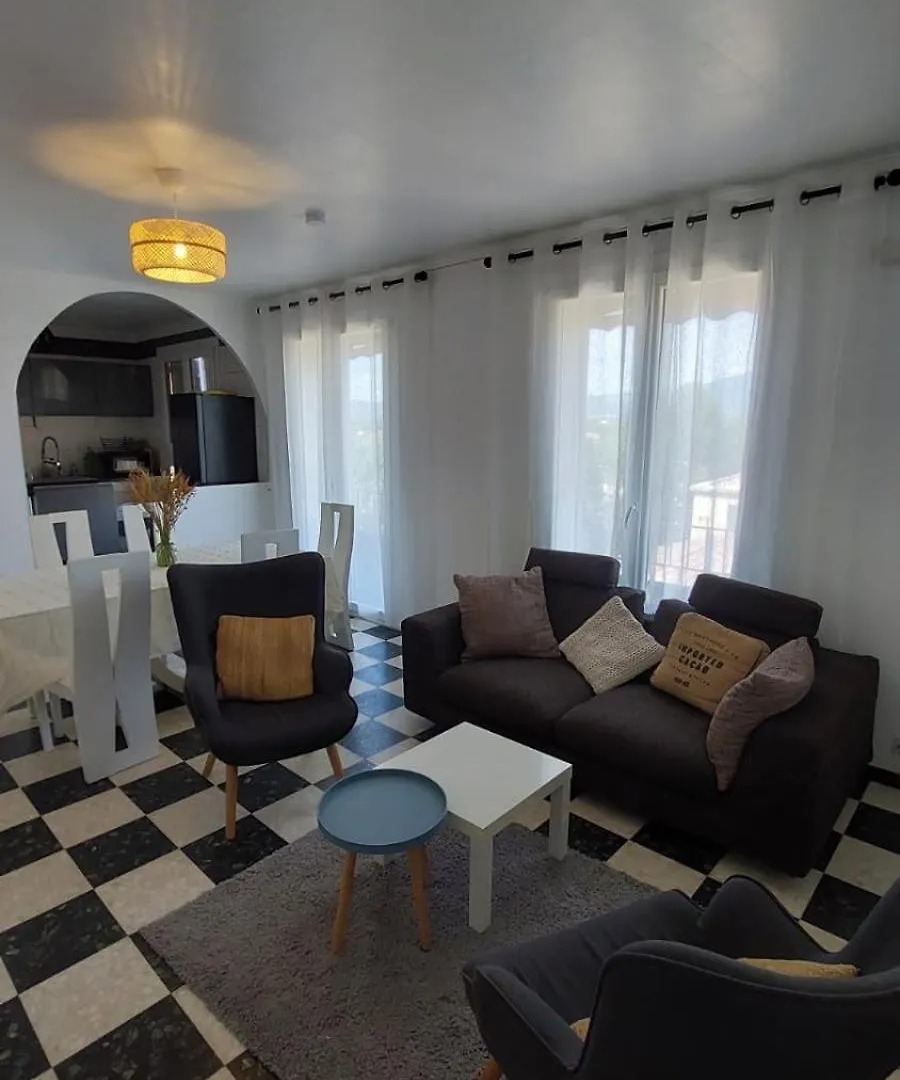 Appartement L'ogooué à Carpentras