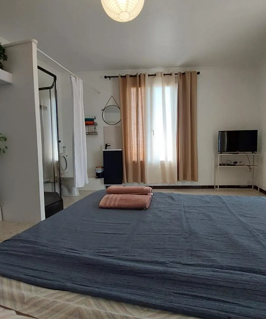 Ogooue Appartement Entier Lumineux 94M2 Maxi 6 Couchage 3 Chambres Carpentras 0*,